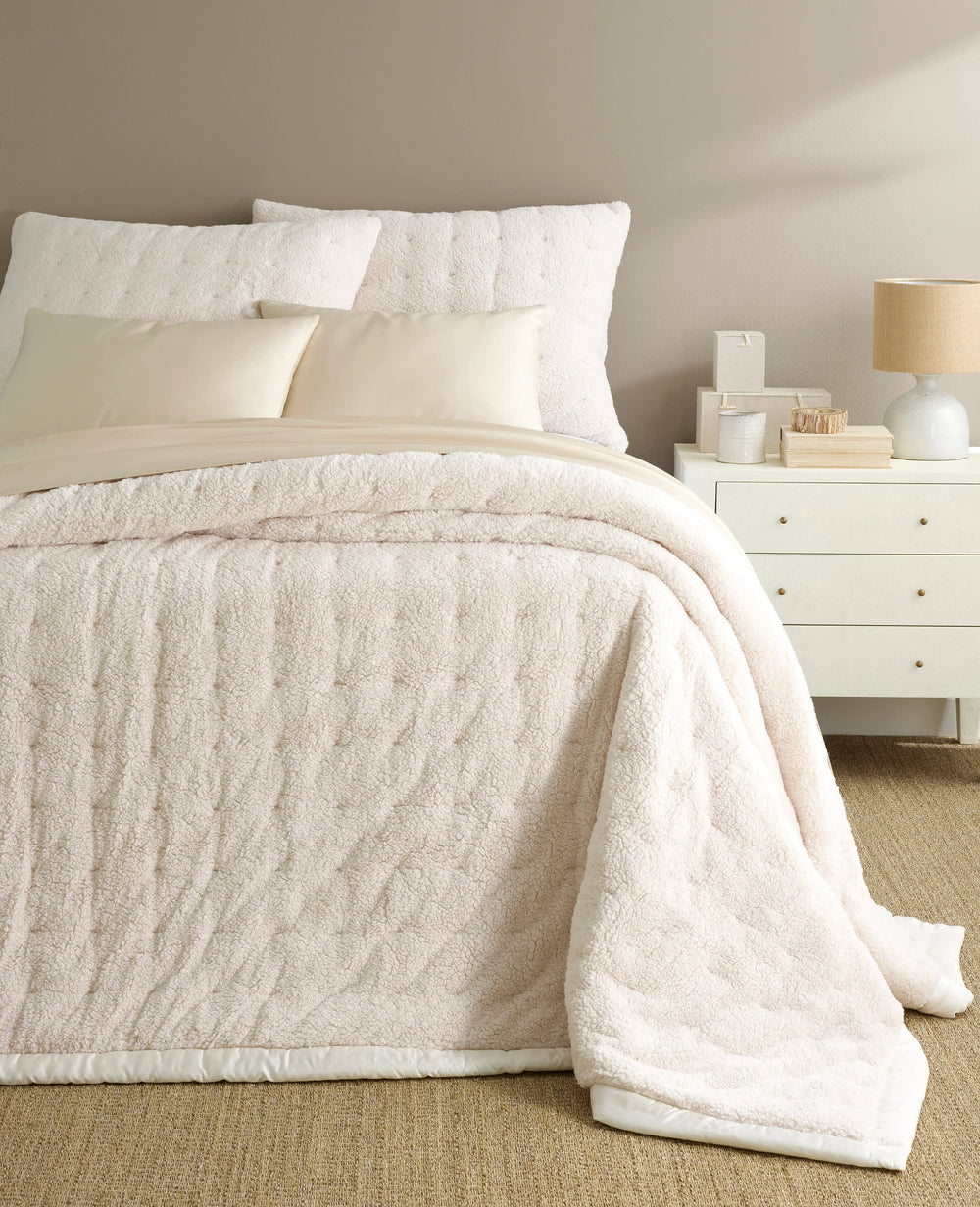 Marshmallow Fleece Puff | Ivory