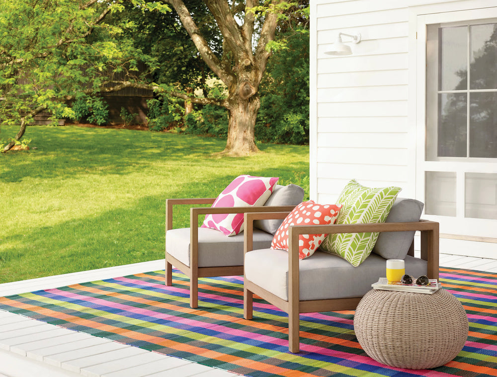 On The Spot Indoor/Outdoor Decorative Pillow Cover | Fuchsia