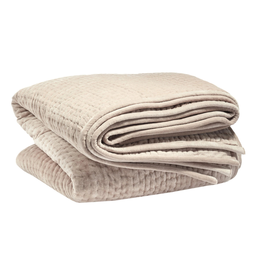 Viola Velvet Quilt | Grey