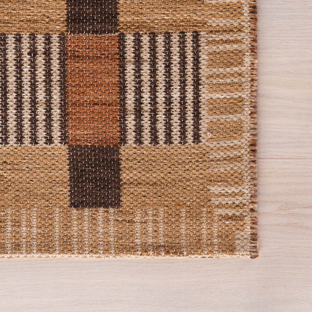 Edgartown Indoor/Outdoor Rug | Golden Brown