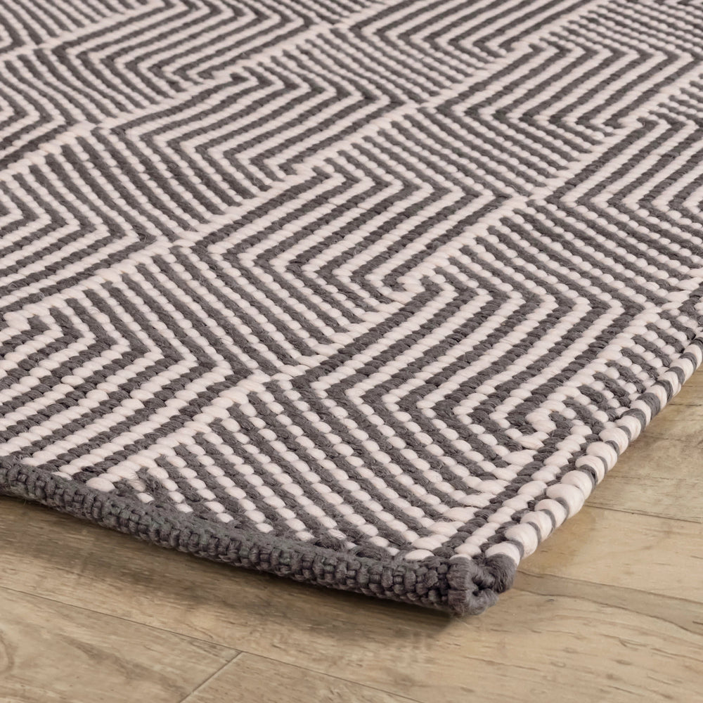 Squares Handwoven Indoor/Outdoor Rug | Grey