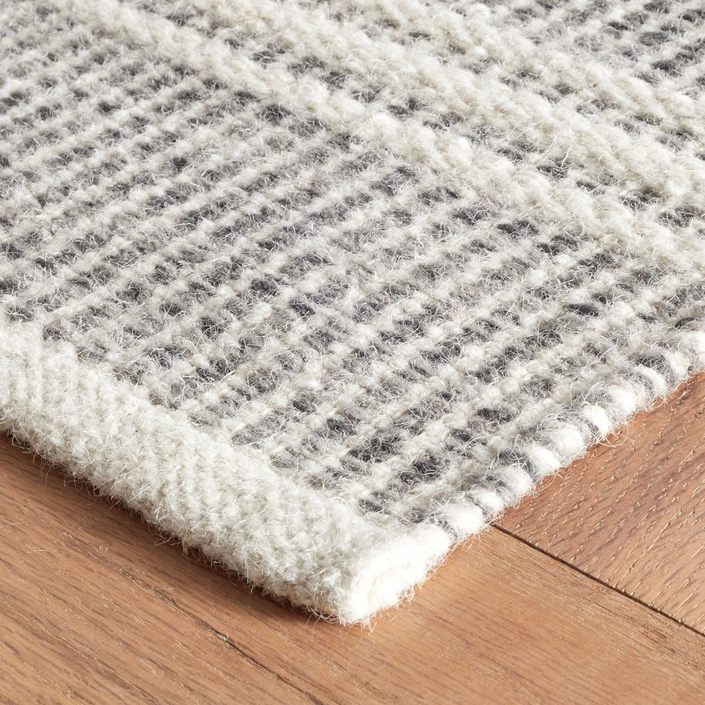 Malta Handwoven Wool Rug | Grey