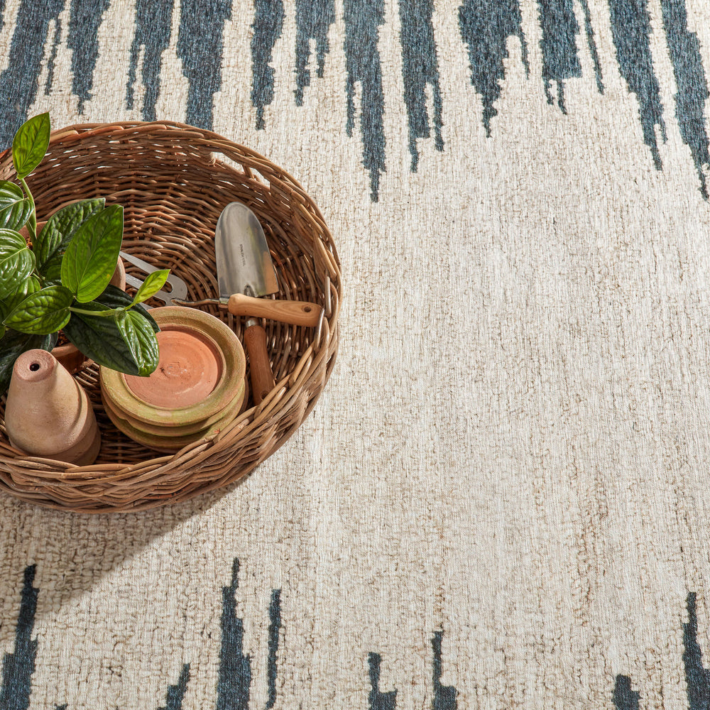 Moss Machine Washable Rug | Metal