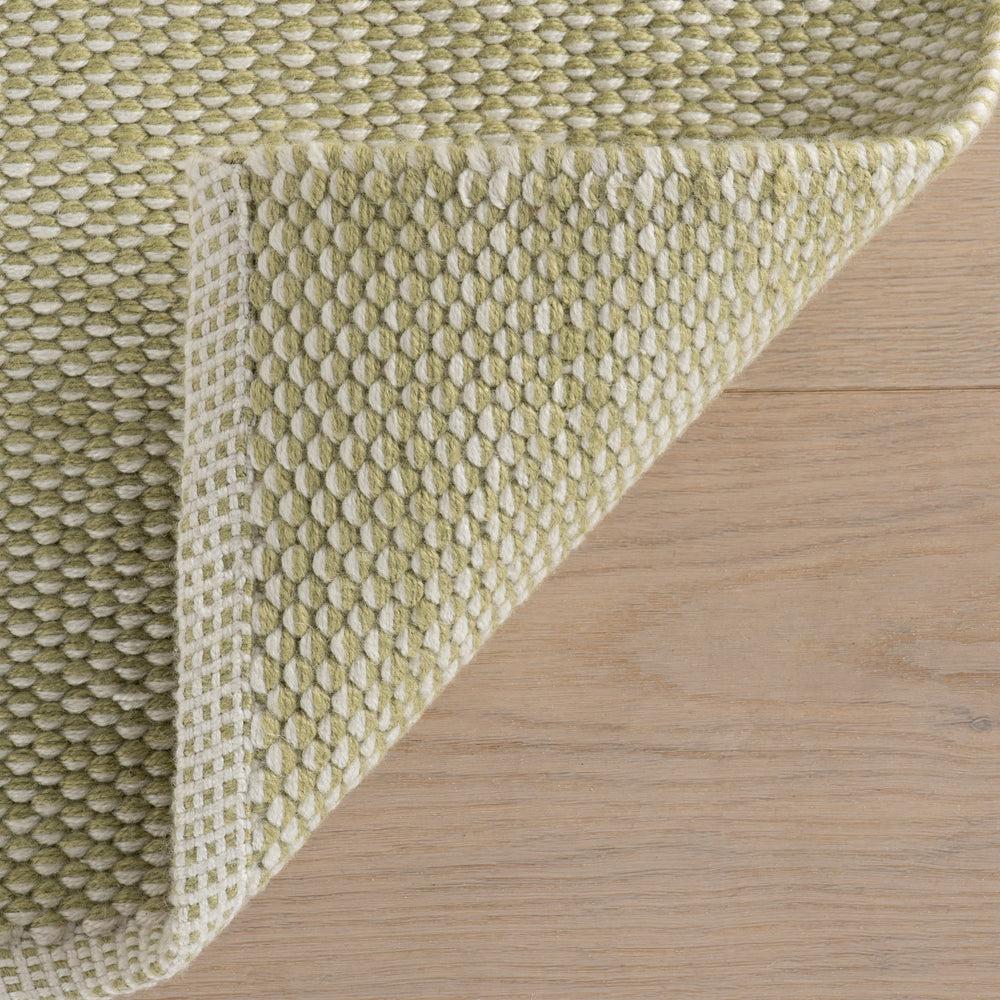 Pebble Handwoven Performance Rug | Green