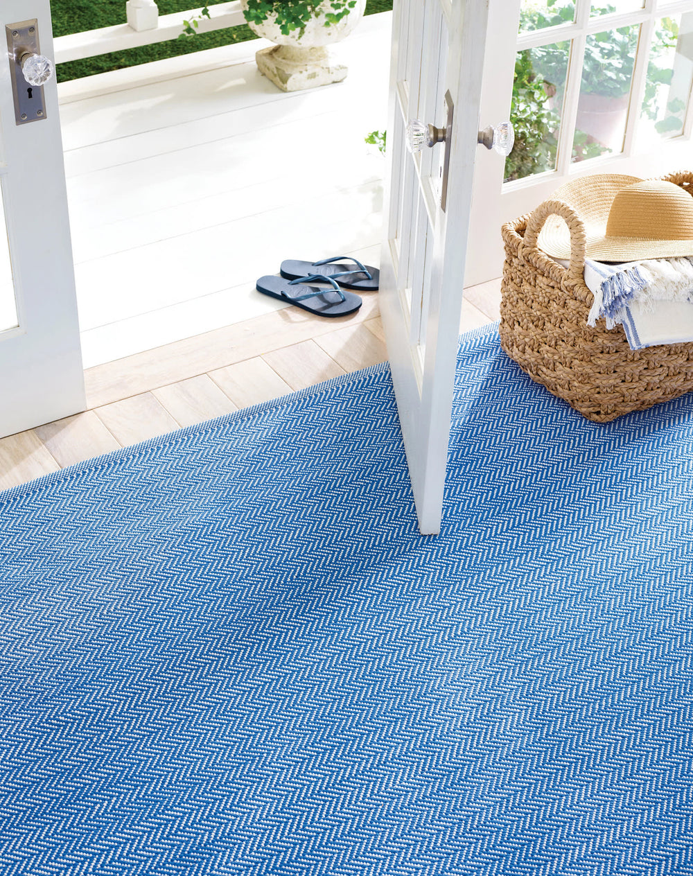 Herringbone Handwoven Indoor/Outdoor Rug | French Blue/White
