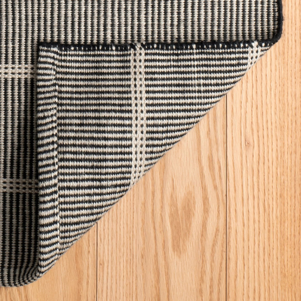 Samson Handwoven Indoor/Outdoor Rug | Black