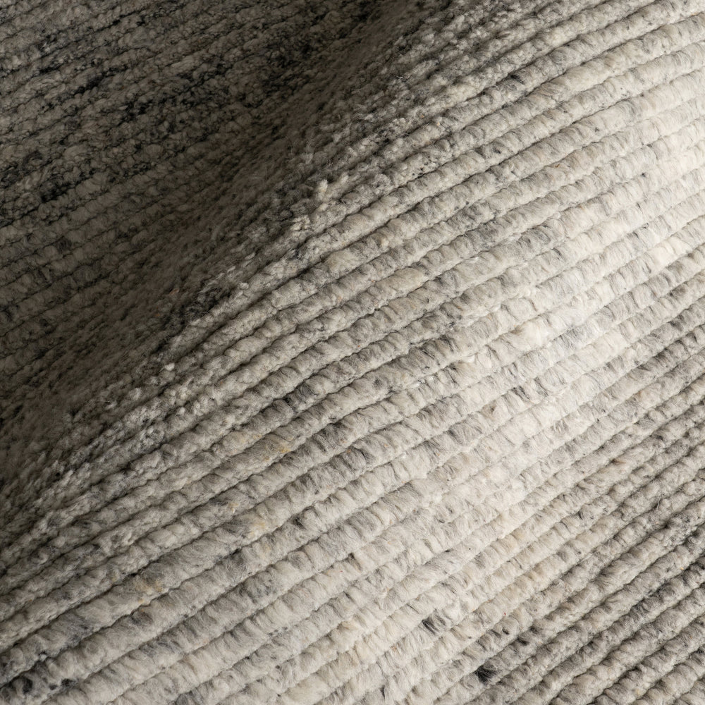 Duna Hand Knotted Wool Rug | Grey