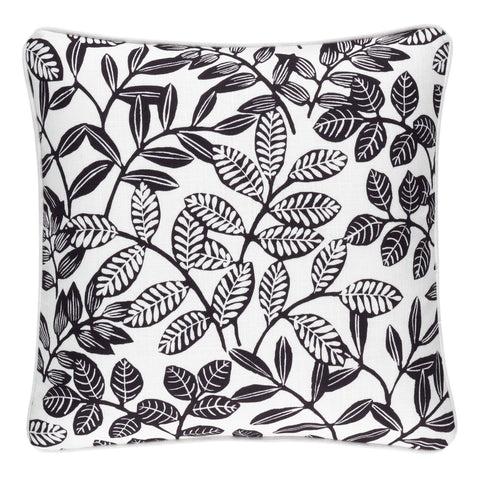 Onyx Indoor/Outdoor Decorative Pillow Cover | Ivory
