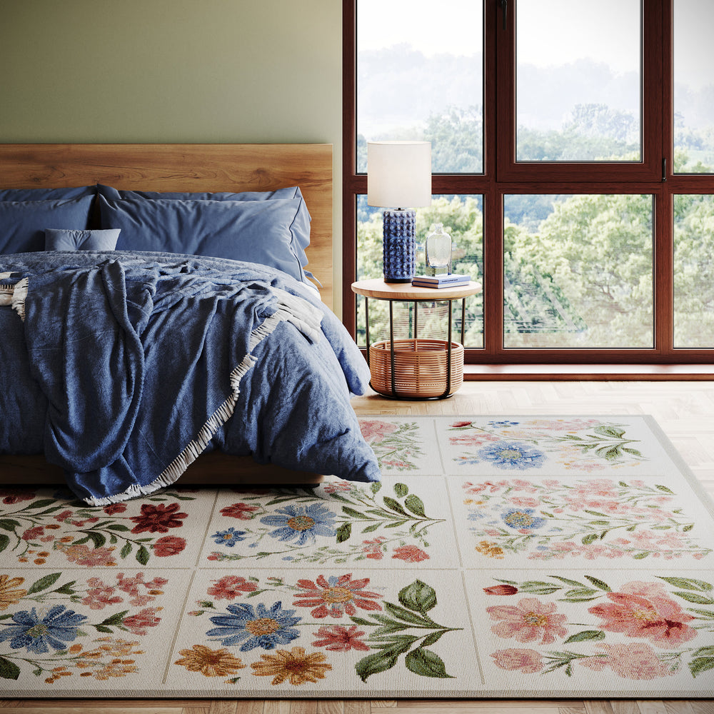 Solari Floral Indoor/Outdoor Rug | Multicolor