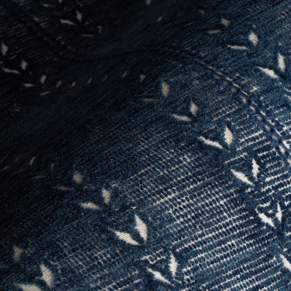 Vox Chevron Handmade Wool Rug | Navy