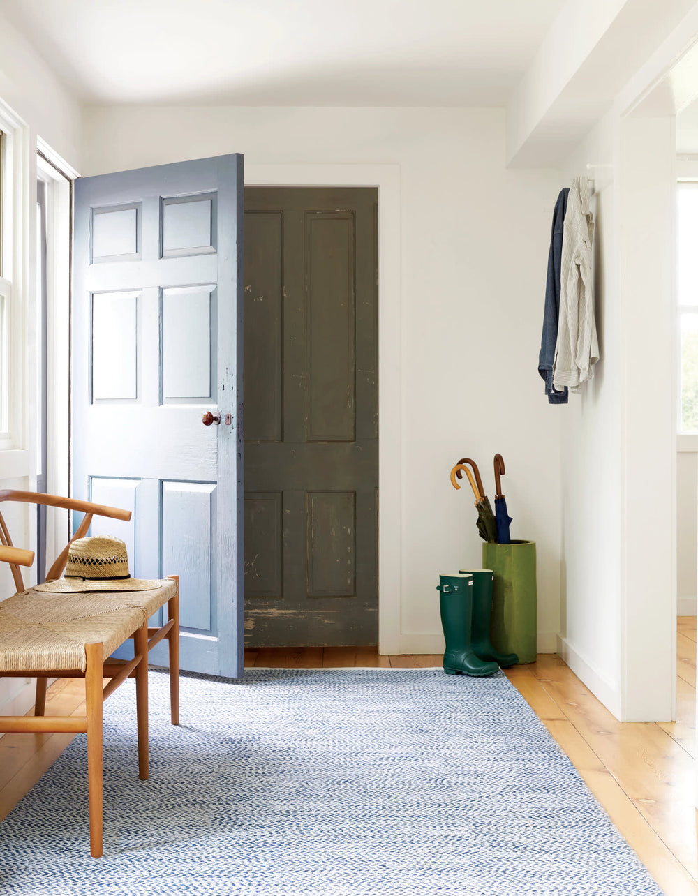 Coastal Handwoven Indoor/Outdoor Rug | Blue