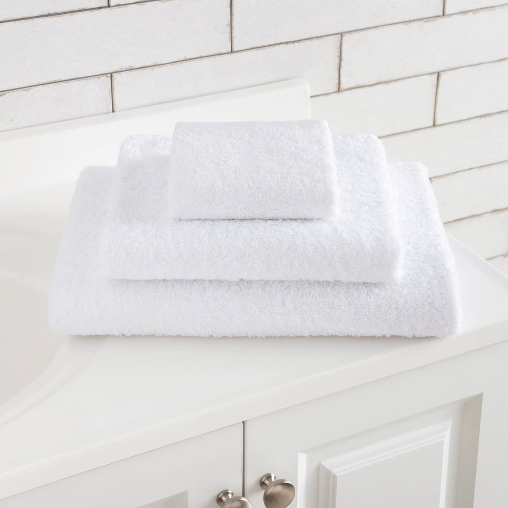 Signature Towel | White