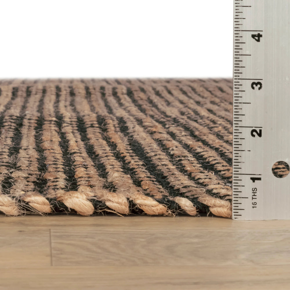 Gravel Handwoven Jute Rug | Black/Natural
