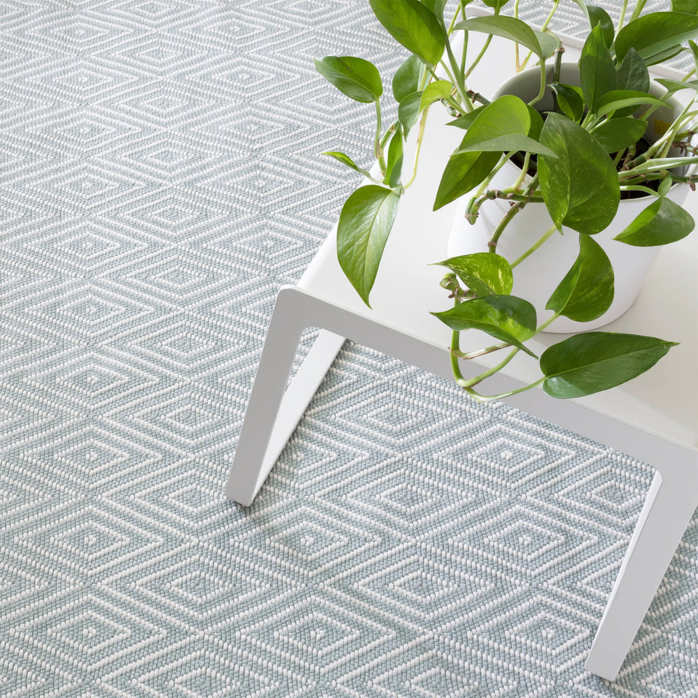 Diamond Handwoven Indoor/Outdoor Rug | Light Blue/Ivory