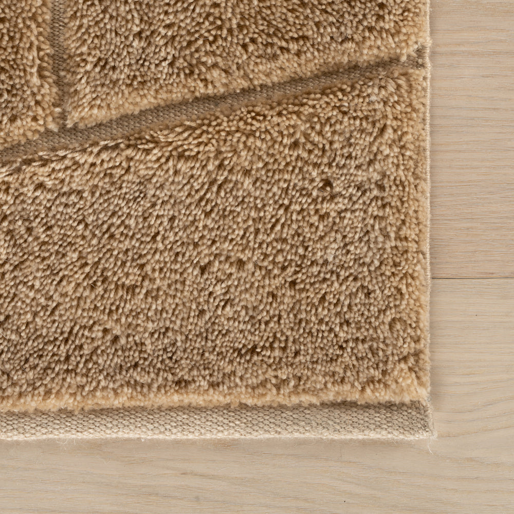 Drela Abstract Bohemian Rug | Brown