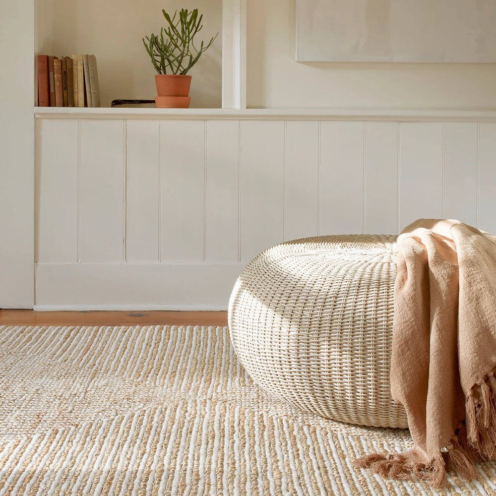 Kelan Handwoven Jute Rug | Ivory