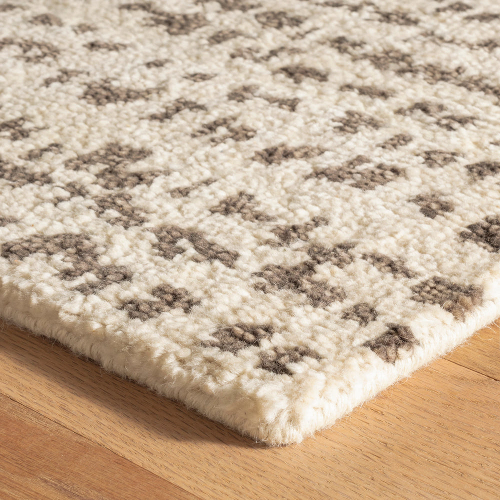 Shepherd Hand Knotted Wool Rug | Pebble