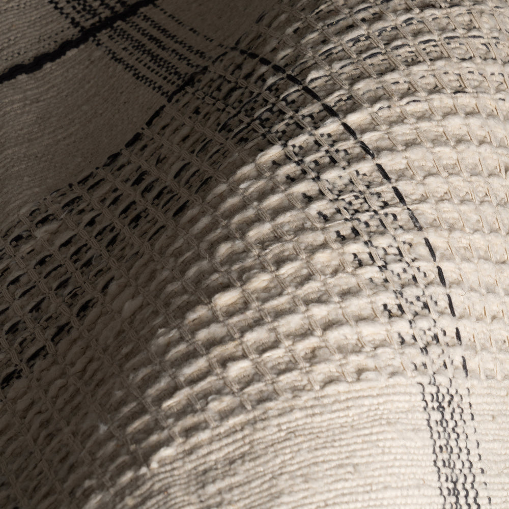 Zole Plaid Handmade Cotton Rug | Ivory