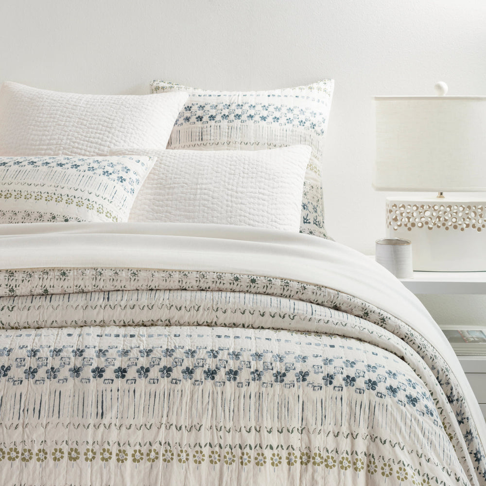 Hawthorn Bundled Bedding Set | None