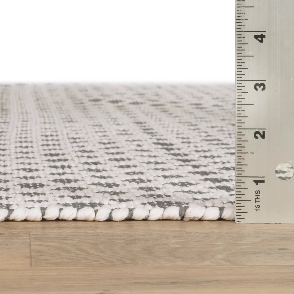 Trellis Handwoven Indoor/Outdoor Rug | Grey