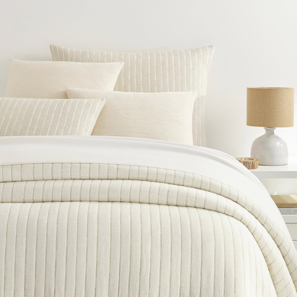 Marino Matelasse Coverlet | Natural/Ivory