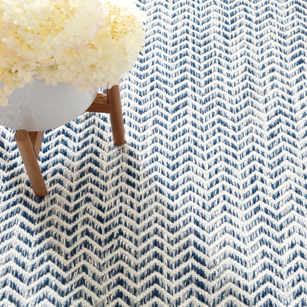 Coastal Handwoven Indoor/Outdoor Rug | Blue