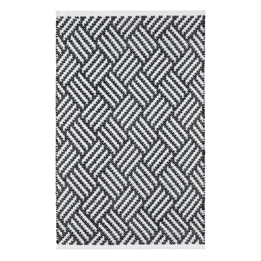 Crisscross Handwoven Indoor/Outdoor Rug | Black