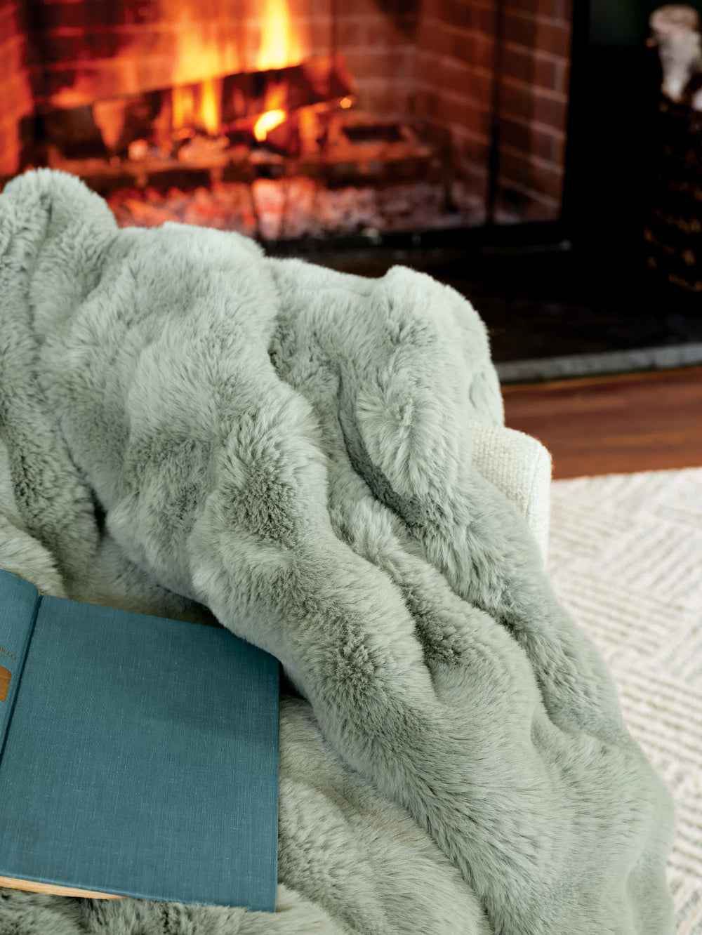 Fab Faux Throw | Mineral