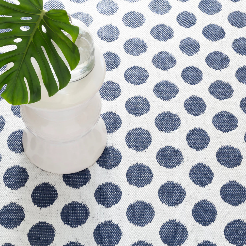 Dot Handwoven Indoor/Outdoor Rug | Navy