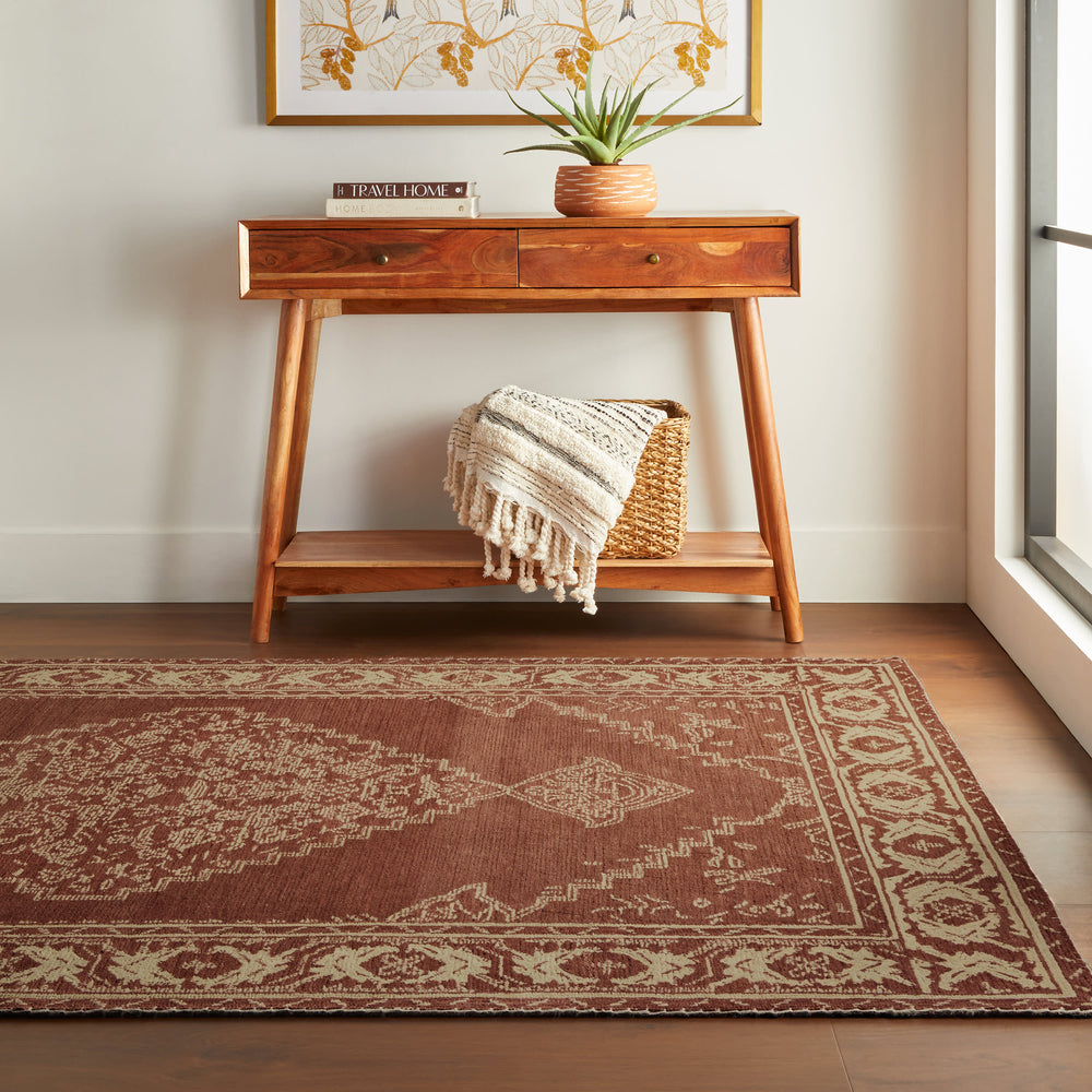 Quenl Vintage Handmade Wool Rug | Red