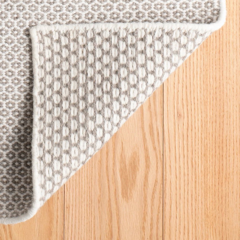 Honeycomb Handwoven Wool Rug | Ivory/Grey