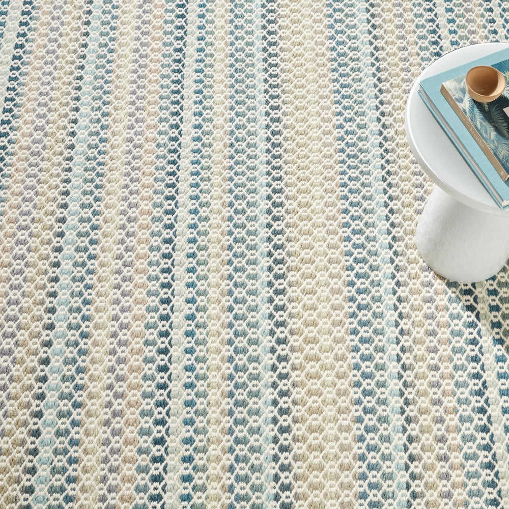Poppy Handwoven Wool Rug | Blue