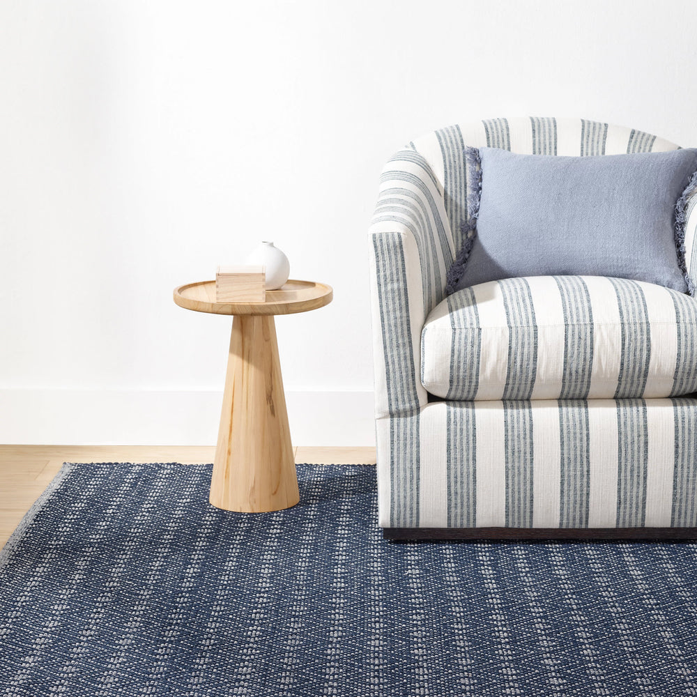 Optic Diamond Handwoven Cotton Rug | Navy/Ivory