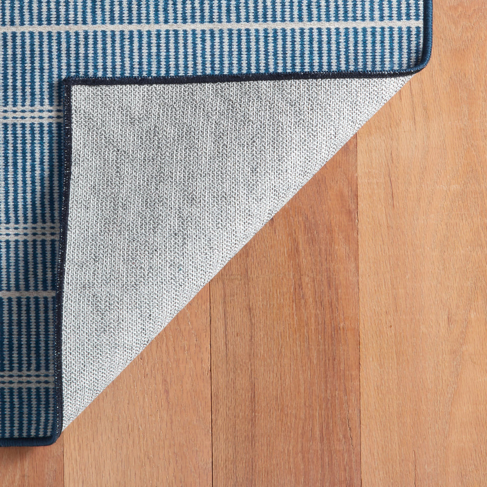 Samson Machine Washable Rug | Navy