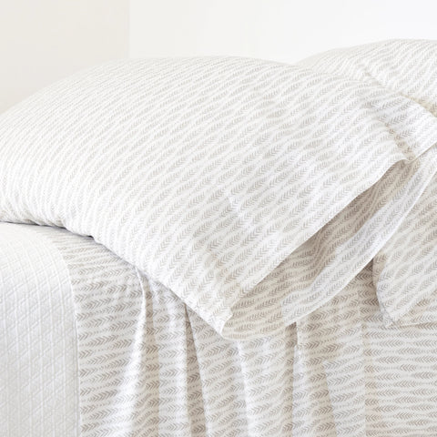 Feather Ogee Dove Pillowcases | Grey