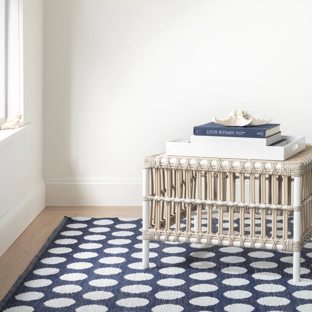Dot Handwoven Indoor/Outdoor Rug | Navy