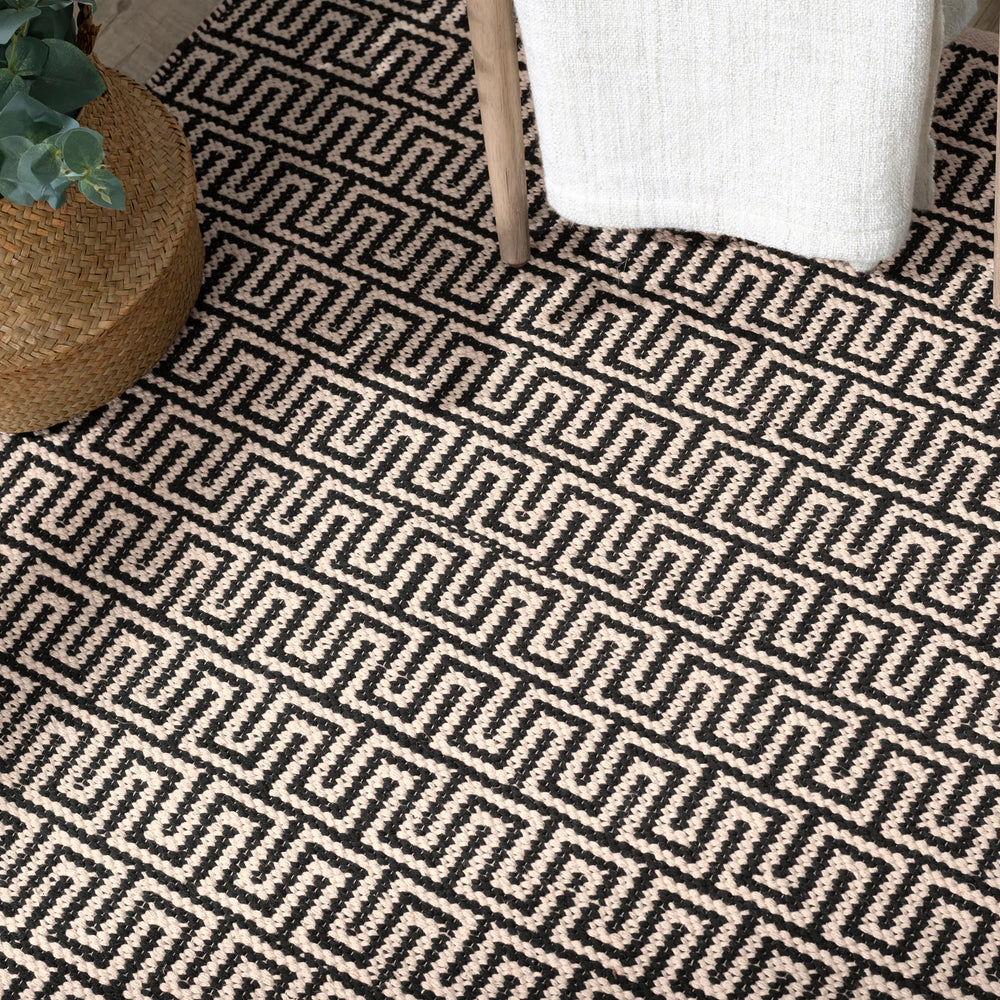Zipper Handwoven Cotton Rug | Black/Ivory