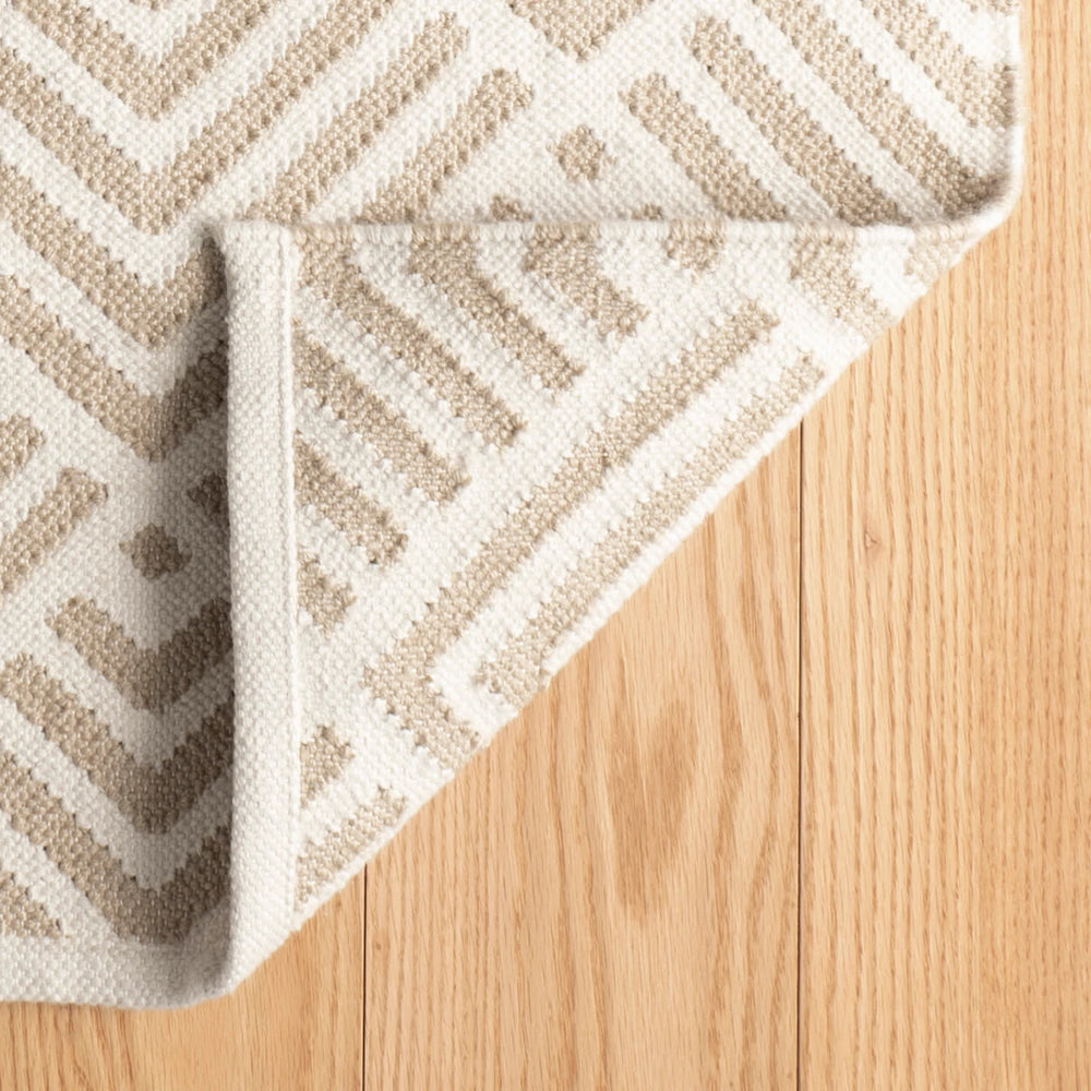 Cleo Handwoven Indoor/Outdoor Rug by Bunny Williams | Cement