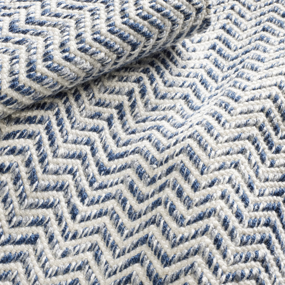 Coastal Handwoven Indoor/Outdoor Rug | Blue